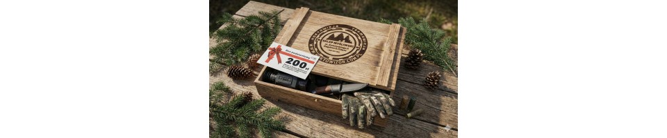 Idealny prezent dla pasjonata łowiectwa. Szukasz wyjątkowego upominku, który doceni każdy myśliwy? W tej kategorii zgromadziliśmy sprzęt i akcesoria łączące tradycję z nowoczesną technologią. Znajdziesz tu zarówno profesjonalną optykę, termowizję i noktow